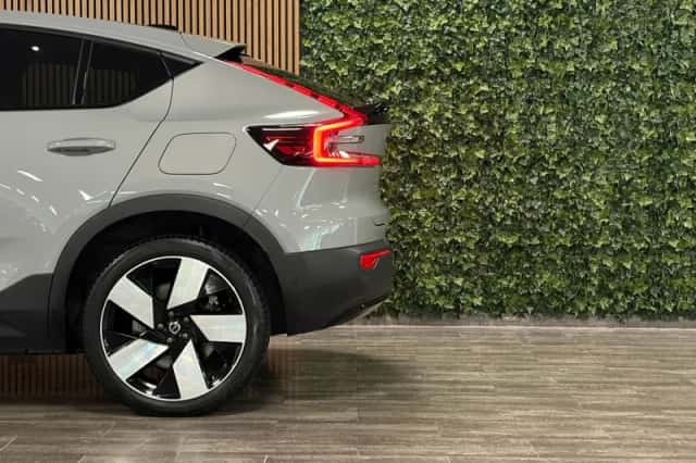 Volvo C40 (2024) thumbnail 7