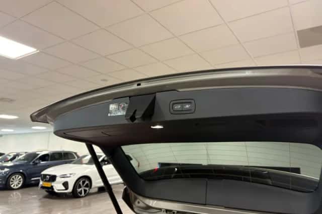 Volvo V60 (2021) thumbnail 12