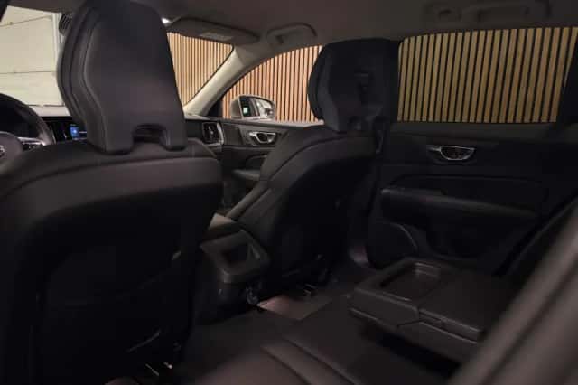 Volvo V60 (2021) thumbnail 14