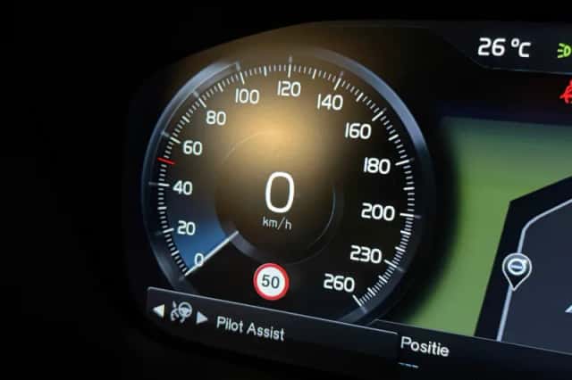 Volvo V60 (2021) thumbnail 23