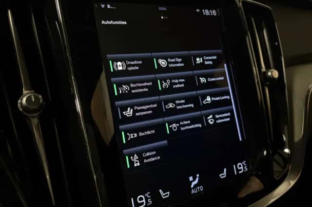 Volvo V60 (2021) thumbnail 27