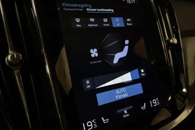 Volvo V60 (2021) thumbnail 34