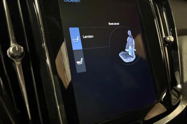 Volvo V60 (2021) thumbnail 35