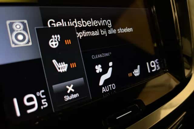 Volvo V60 (2021) thumbnail 38