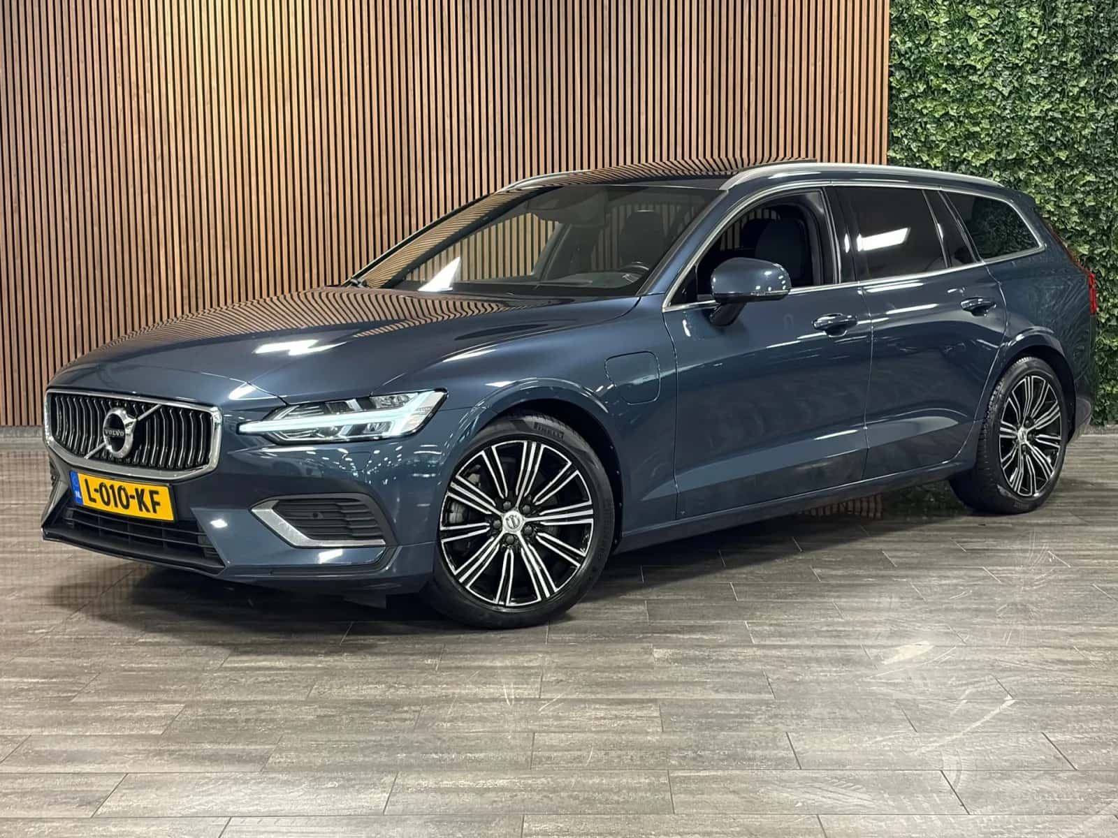 Volvo V60 (2020) — foto 1