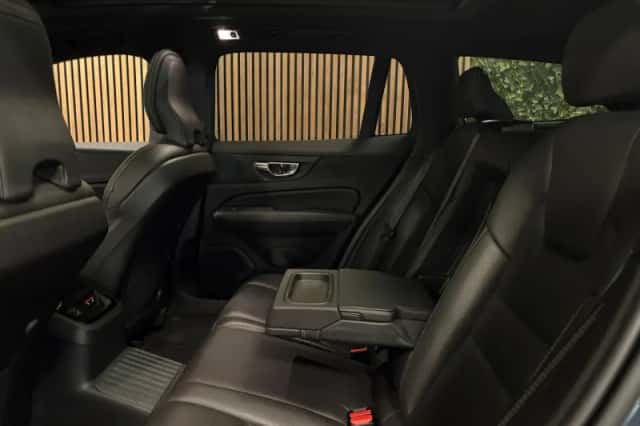 Volvo V60 (2020) thumbnail 15