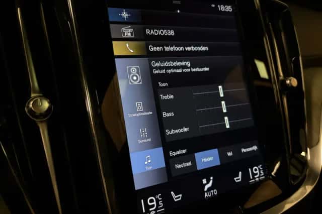 Volvo V60 (2020) thumbnail 35