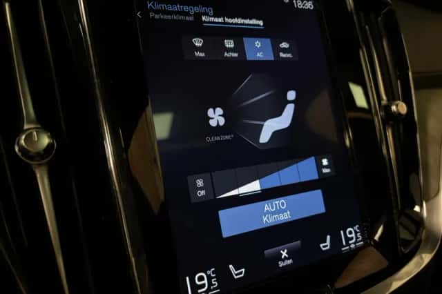 Volvo V60 (2020) thumbnail 37