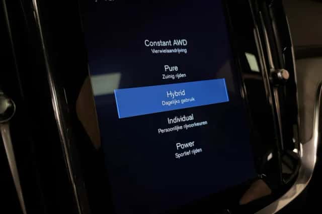 Volvo V60 (2020) thumbnail 38