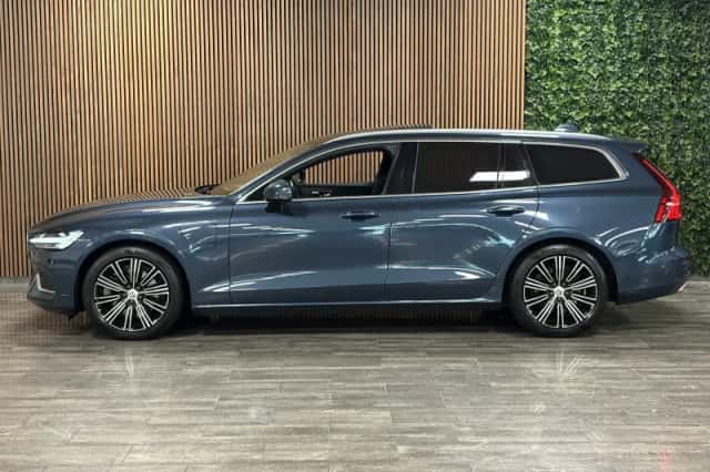 Volvo V60 (2020) thumbnail 5
