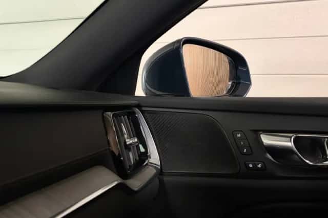 Volvo V60 (2020) thumbnail 46
