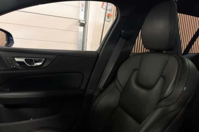 Volvo V60 (2020) thumbnail 47