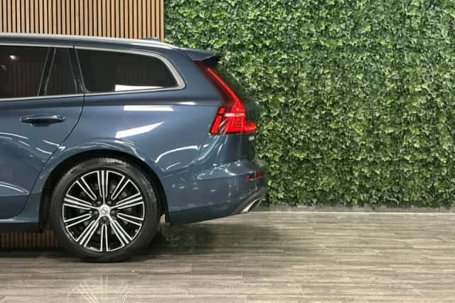 Volvo V60 (2020) thumbnail 7