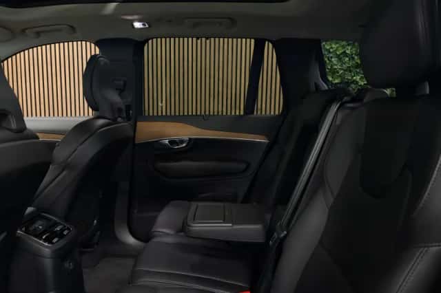 Volvo XC90 (2022) thumbnail 17