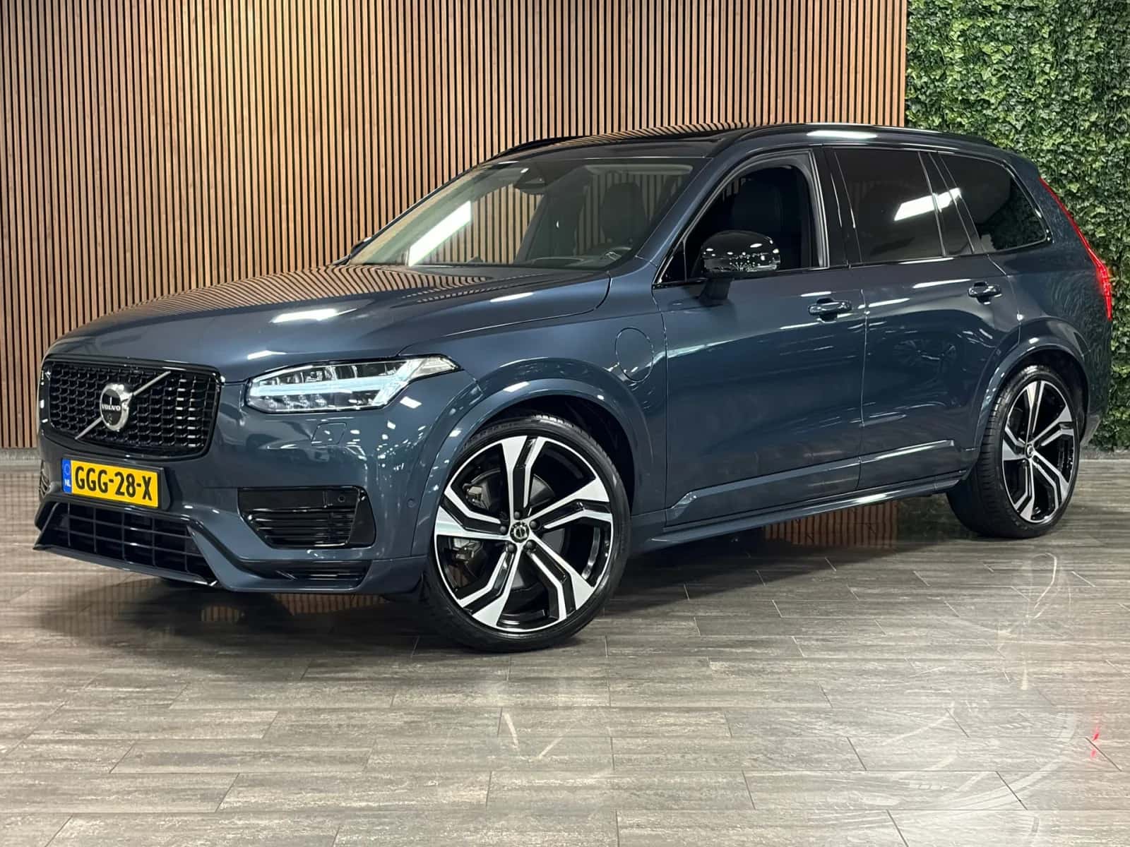Volvo XC90 (2024) — foto 1