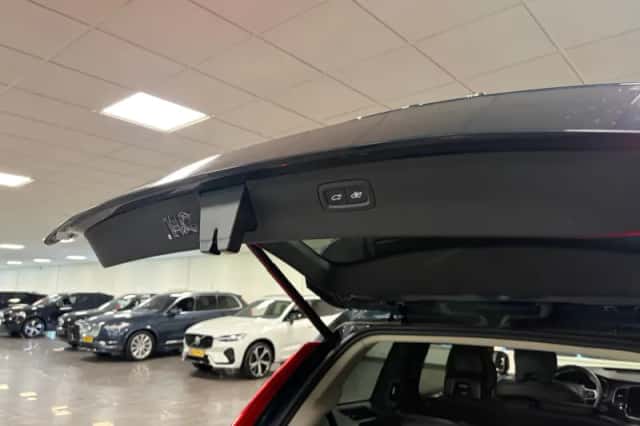 Volvo XC90 (2024) thumbnail 12