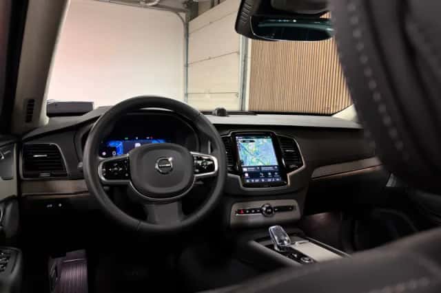 Volvo XC90 (2024) thumbnail 20
