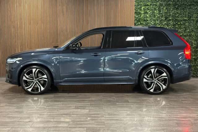 Volvo XC90 (2024) thumbnail 5