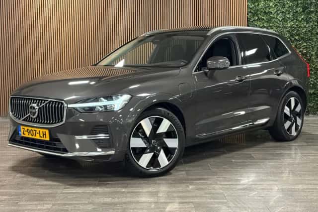 Volvo XC60 (2024)