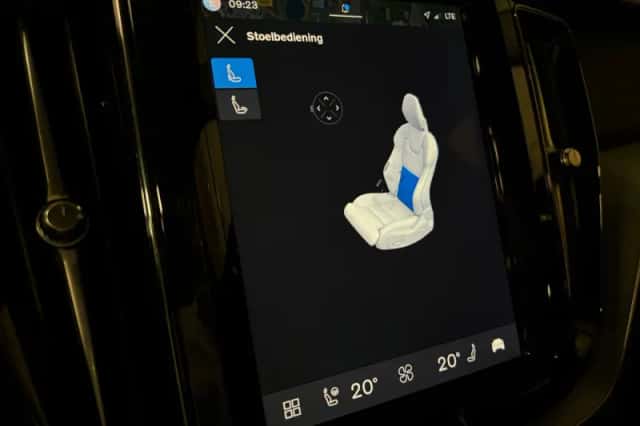 Volvo XC60 (2024) thumbnail 38