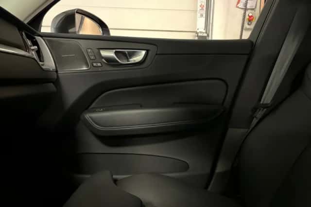 Volvo XC60 (2024) thumbnail 46