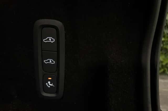Volvo XC60 (2023) thumbnail 13