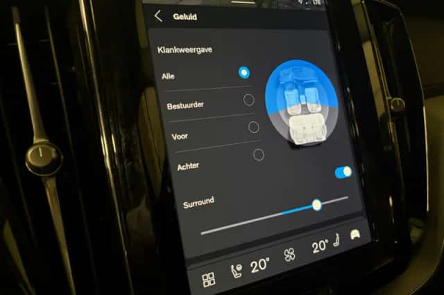 Volvo XC60 (2023) thumbnail 34
