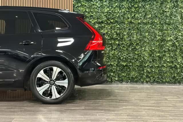 Volvo XC60 (2023) thumbnail 7