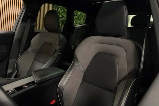Volvo XC60 (2021) thumbnail 19