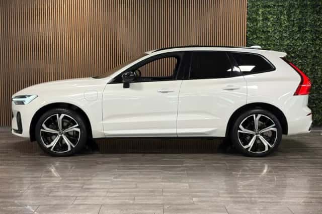 Volvo XC60 (2021) thumbnail 5