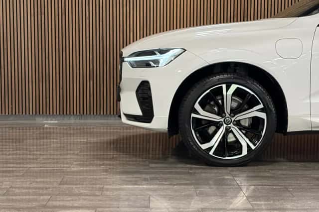 Volvo XC60 (2021) thumbnail 6