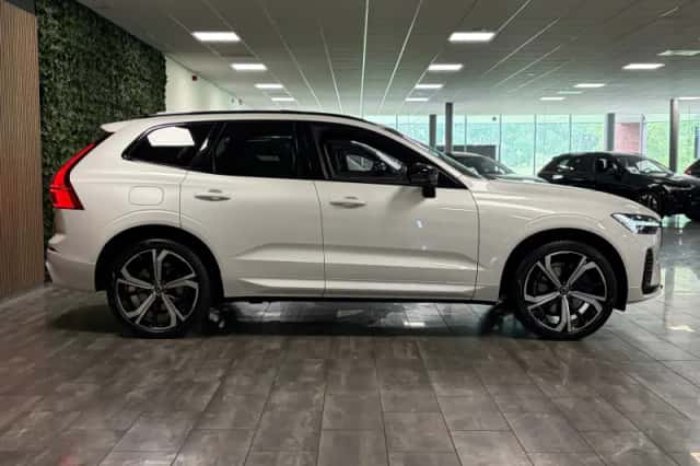 Volvo XC60 (2021) thumbnail 8