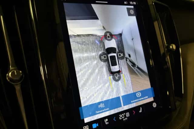 Volvo XC60 (2023) thumbnail 25