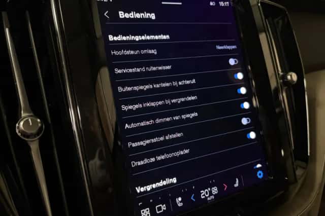 Volvo XC60 (2023) thumbnail 31