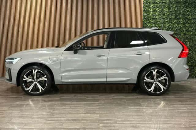 Volvo XC60 (2023) thumbnail 5