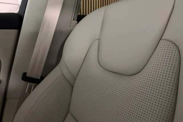Volvo XC60 (2023) thumbnail 44
