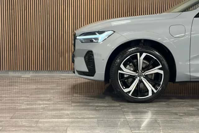 Volvo XC60 (2023) thumbnail 6