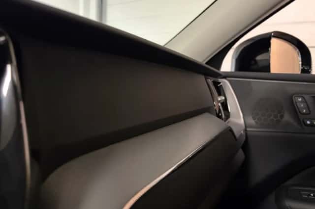 Volvo XC60 (2022) thumbnail 35