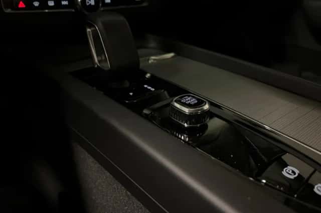 Volvo XC60 (2022) thumbnail 39