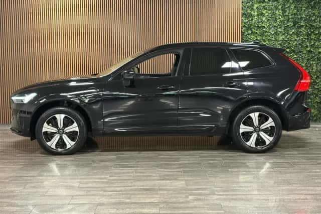 Volvo XC60 (2022) thumbnail 5