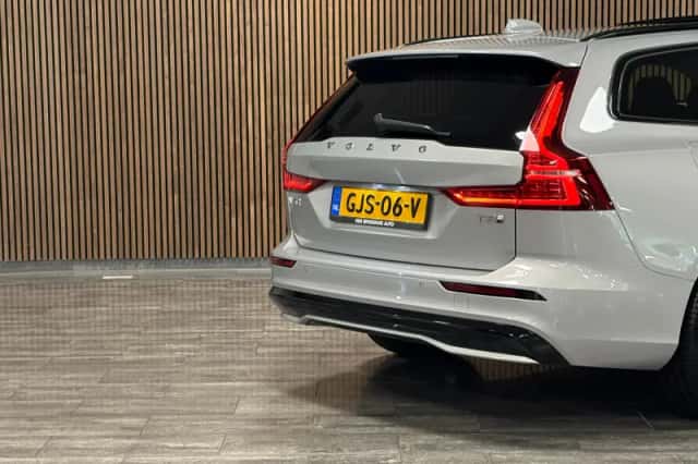 Volvo V60 (2024) thumbnail 11