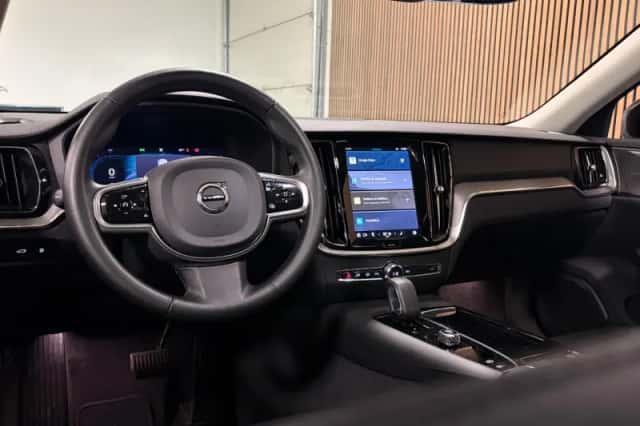 Volvo V60 (2024) thumbnail 17