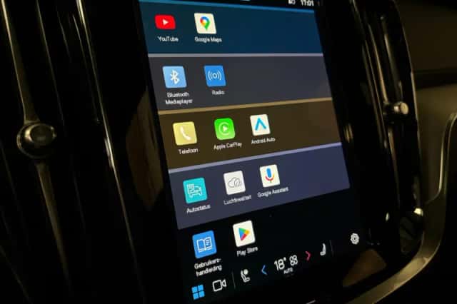 Volvo V60 (2024) thumbnail 24