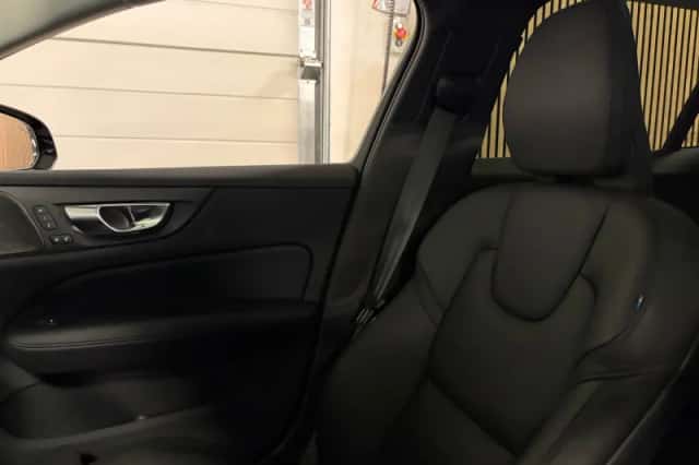 Volvo V60 (2024) thumbnail 41