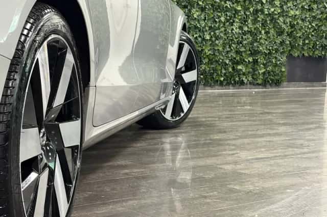 Volvo V60 (2024) thumbnail 9