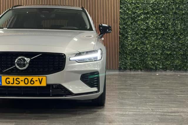 Volvo V60 (2024) thumbnail 10