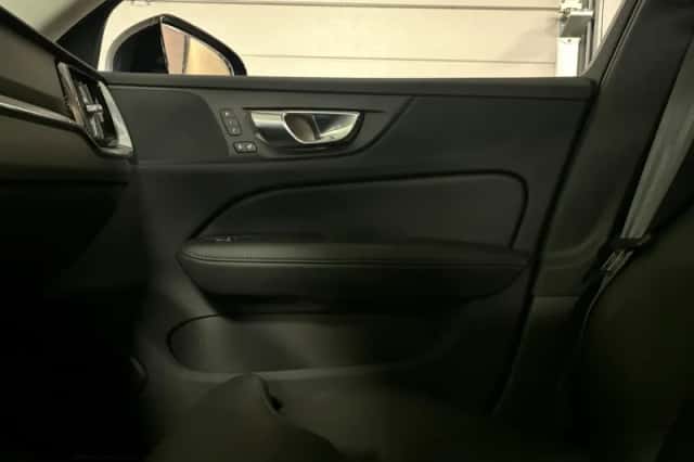 Volvo V60 (2024) thumbnail 38