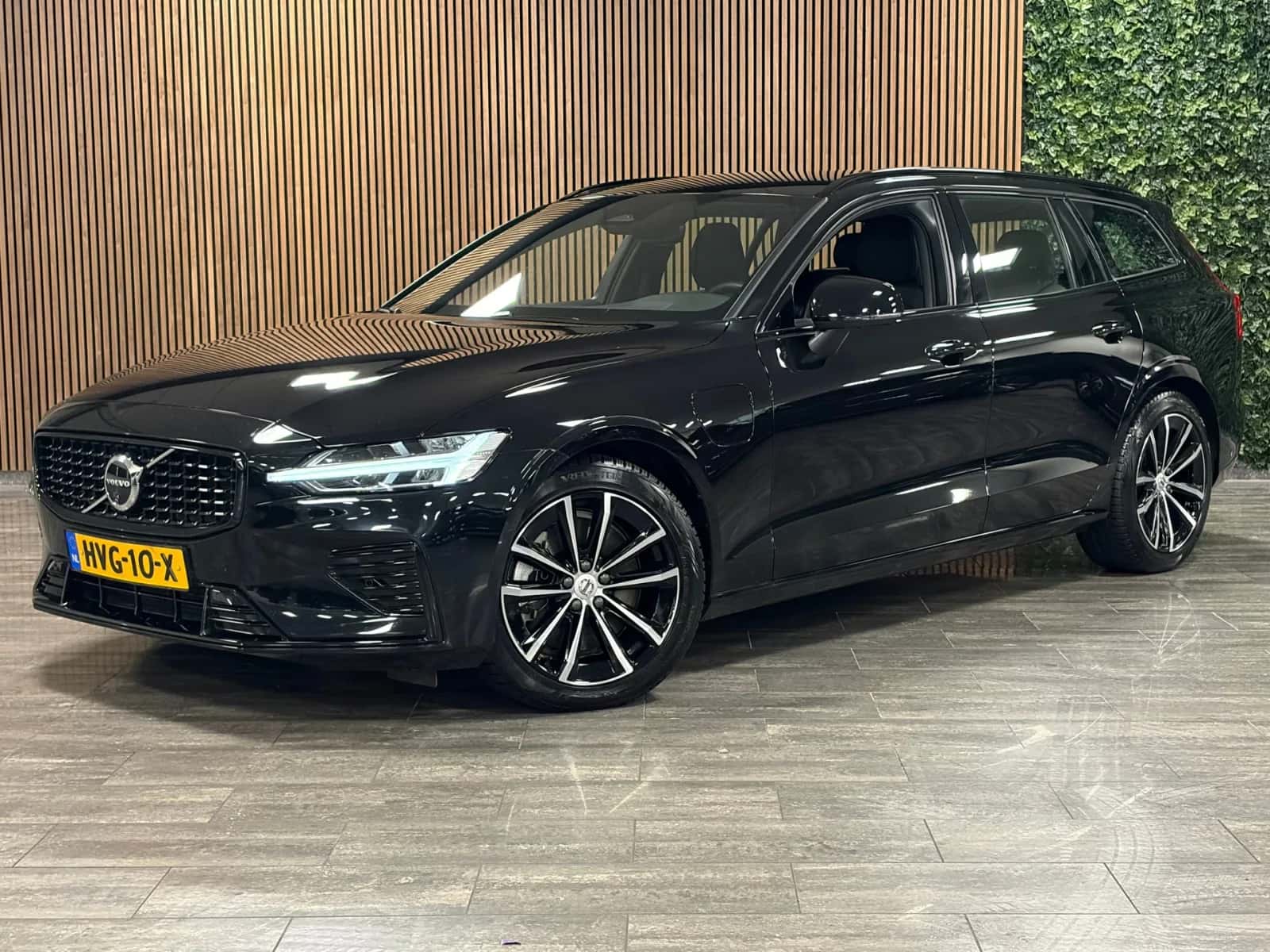 Volvo V60 (2025) — foto 1