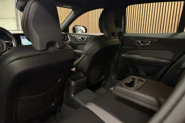 Volvo V60 (2025) thumbnail 14