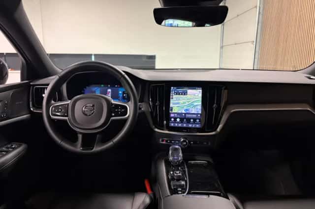 Volvo V60 (2025) thumbnail 17
